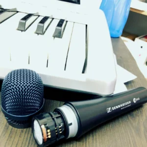 Micrófono Sennheiser 945. Supercardioide, para voces o instrumentos. feedcult.com.4.webp