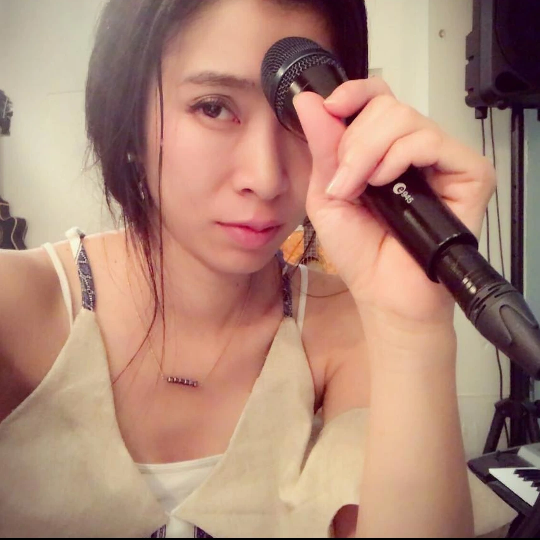 Micrófono Sennheiser 945. Supercardioide, para voces o instrumentos. feedcult.com.3.webp