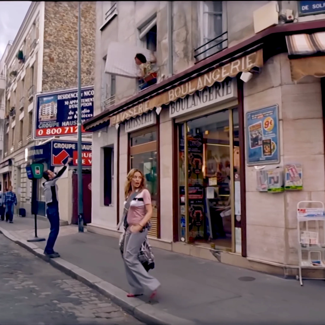 Come Into My World, video musical de Kylie Minogue.1.webp