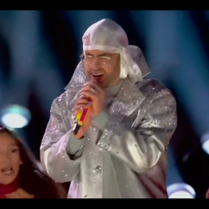  Super Bowl: Shakira. Snoop Dogg, Dr. Dre. Eminen, 50 Cent, Kendrick Lamar. Anderson Paak, Mary Blige.wep