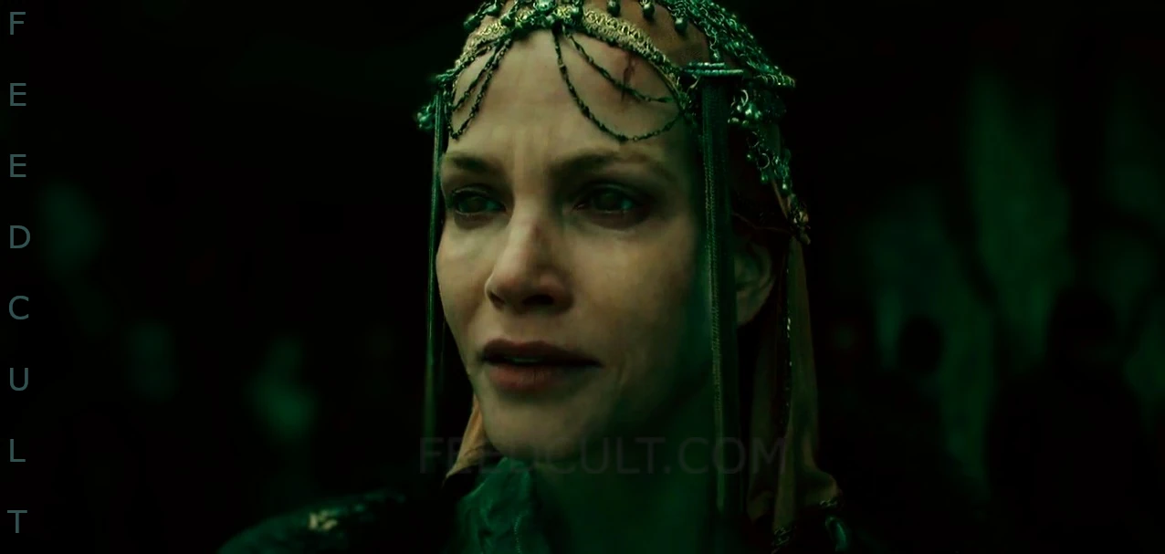  IMAGEN DE SYLVIA HOEKS INTERPRETANDO A LA REINA KANE EN LA SERIE SEE (2019) DE APPLE TV. fORMATO: 16:9 (WEBP) IMAGEN EDITADA POR FEELCULT.COM. LOTE DE IMAGENES EN SU DISCURSO AL PUEBLO. IMAGEN 5