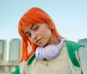 Quietcomfort auriculares bluetooth de la marca Bose, color lila.7.webp