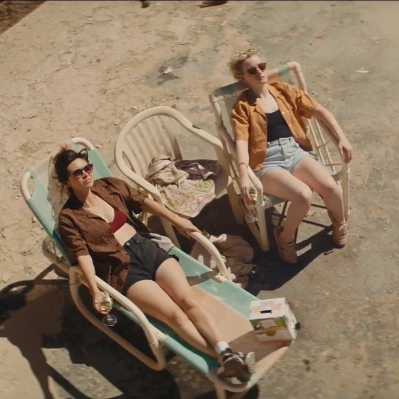   The Royal Hotel (2023) Julia Garner, Hugo Heaving, Jessica Henwick, Toby Wallace. Kitty Green.webp