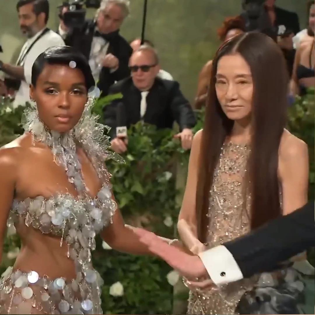 Janelle Monáe. Gala Met 2024. Vestido "diamantes de tequila" de la diseñadora Vera Wang.9.webb