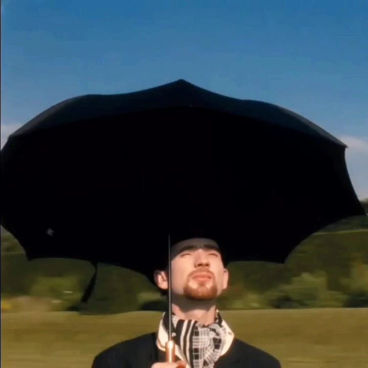  The Ego Has Landed. Robbie Willians.4. webp.