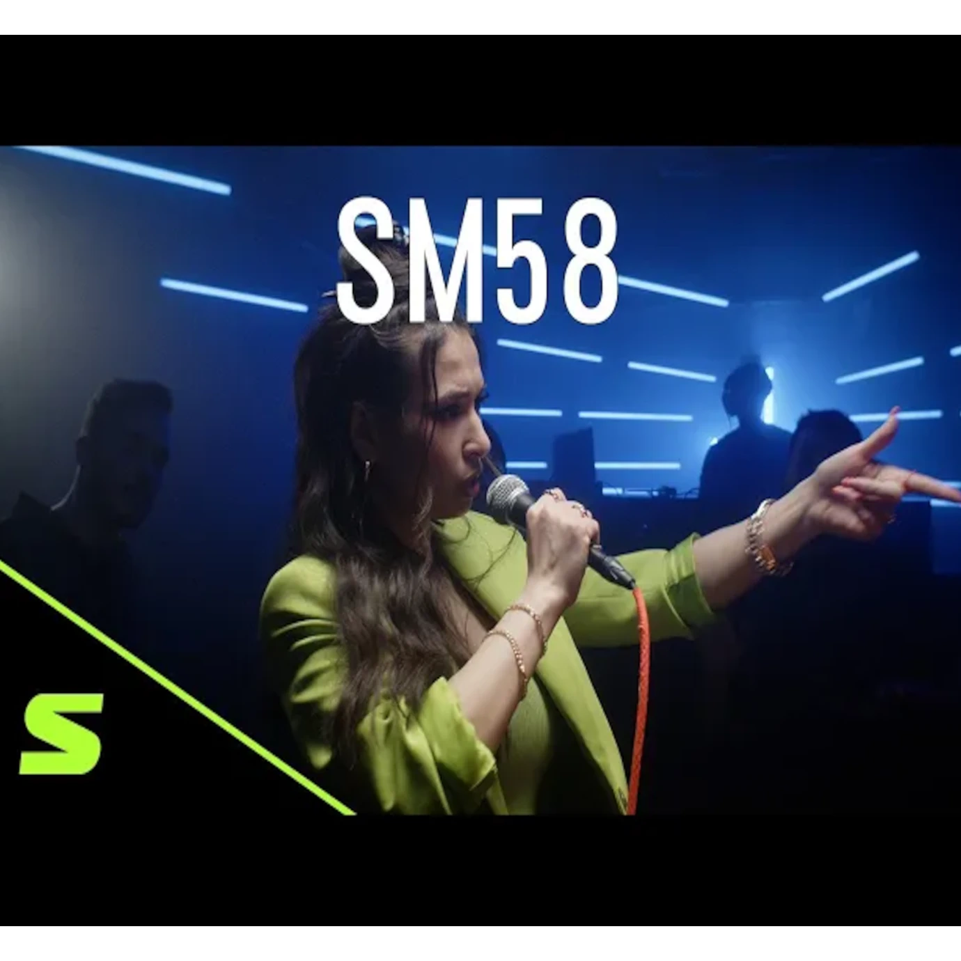 SHURE SM 58-superventas. dinámico. Usado ampliamente por cantantes famoso y presidentes de EEUU.   Rechaza ruidos del ambiente.3.webp