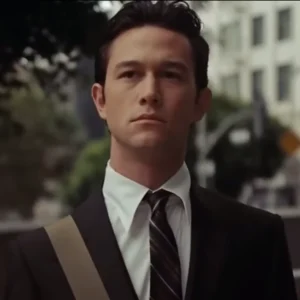 500 Days Of Summer. Zooey Deschanel. Gordon Levitt. Solo en la calle, piensa que no es la chica que el pensaba. feedcult.com.5.webp