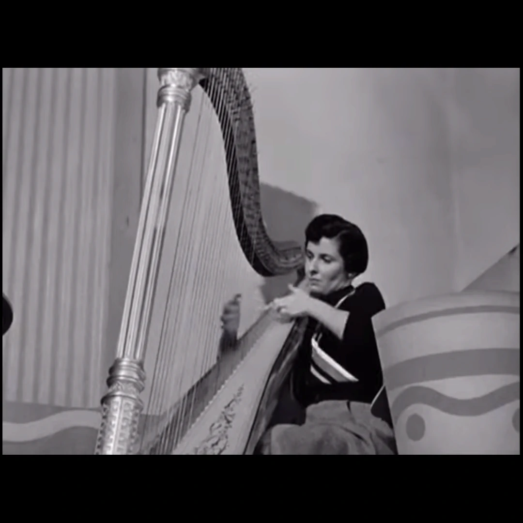 Desi Arnaz popularizó la música afrocubana, llevó la conga a los clubs de Miami y New York.3.webp