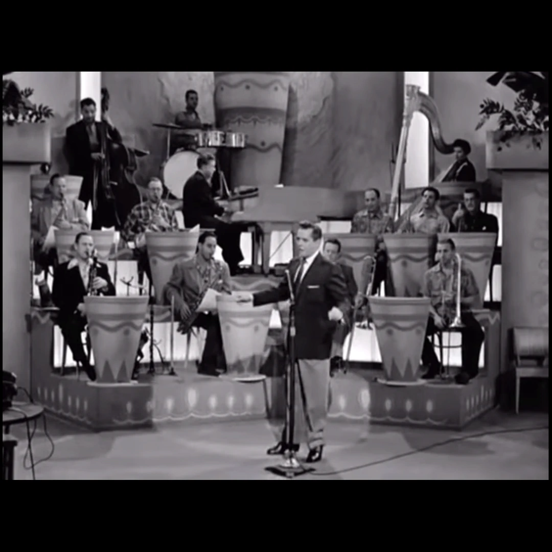 Desi Arnaz popularizó la música afrocubana, llevó la conga a los clubs de Miami y New York.1.webp