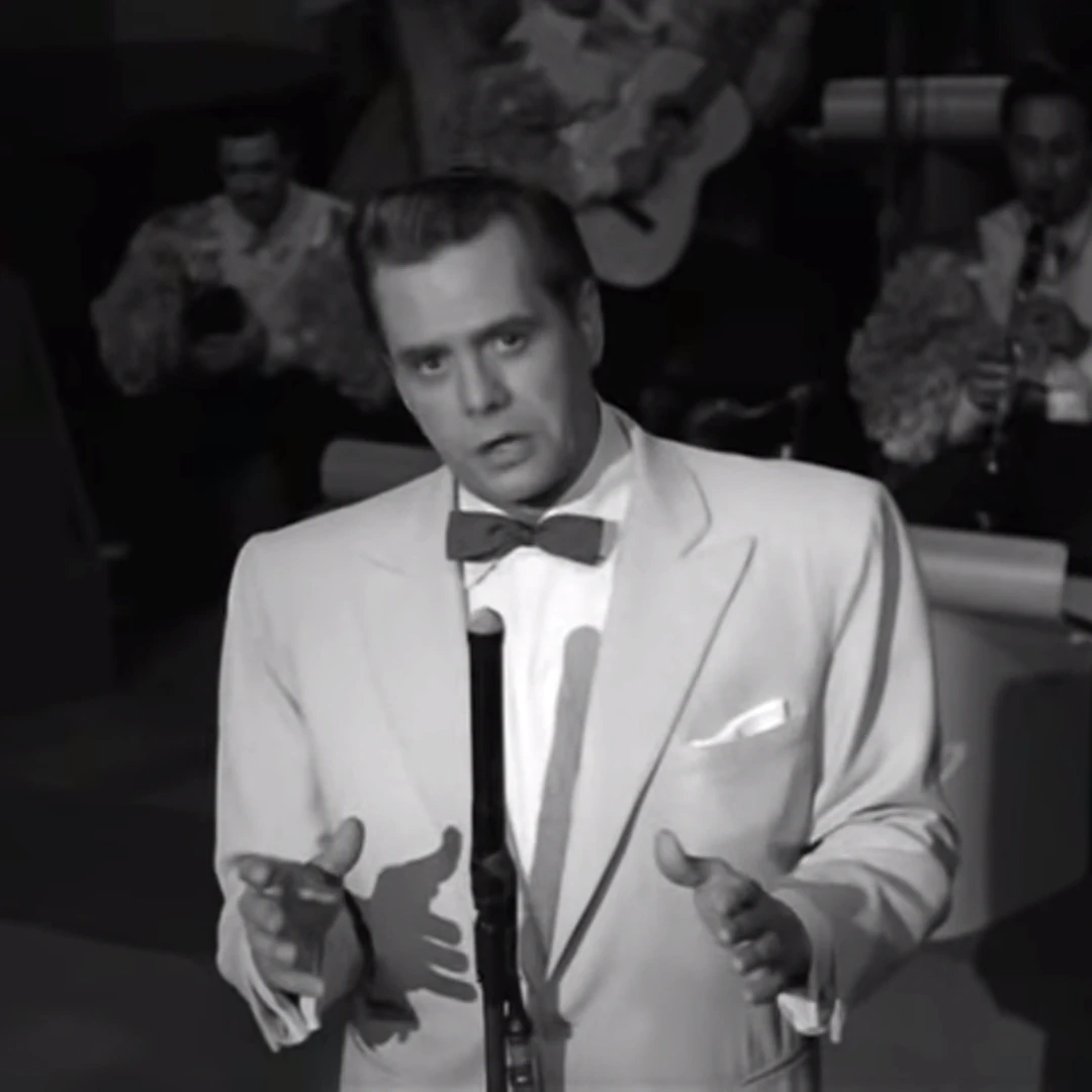 Desi Arnaz padre de Desi Arnaz Junior imagen de Jezzebel.webp