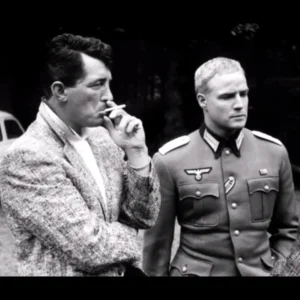 Pelicula: The Young Lions. Año: 1958. Jean Dean, Marlon Brandon, Montgomery Cliff.1. webp