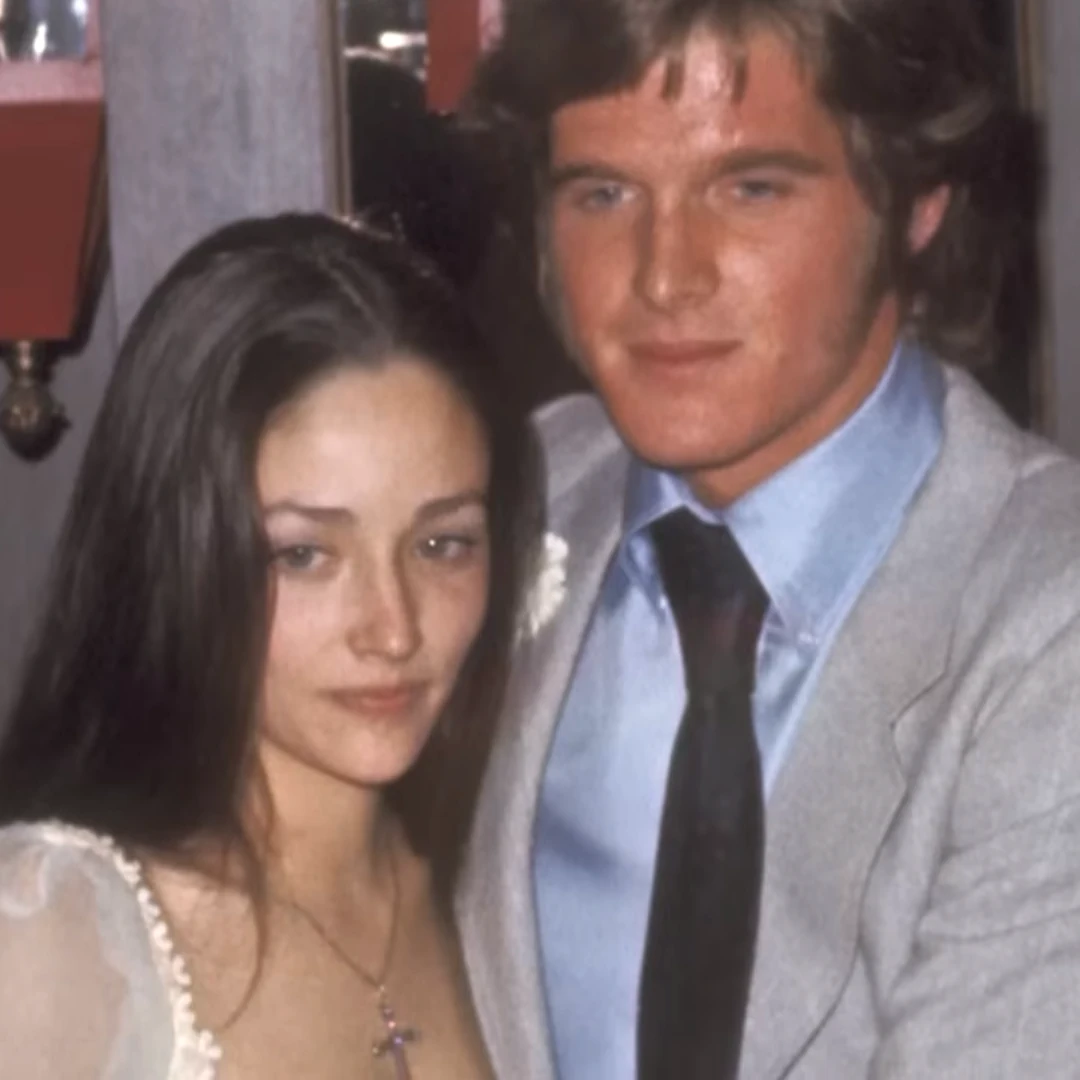 Olivia Hussey y Dean Paul Martin. Matrimonio: 1971-1978.1.webp