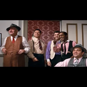Película: Robin and The 7 Hood. Actores: Deam Martin, Sinatra, Sammy Davis Junior, Edward G. Robinson, Año: 1964. Director: Gordon Douglas.3. webp
