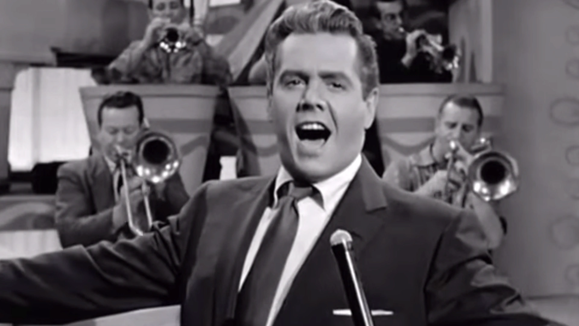 Desi Arnaz de exiliado cubano a rey de la televisión. webp