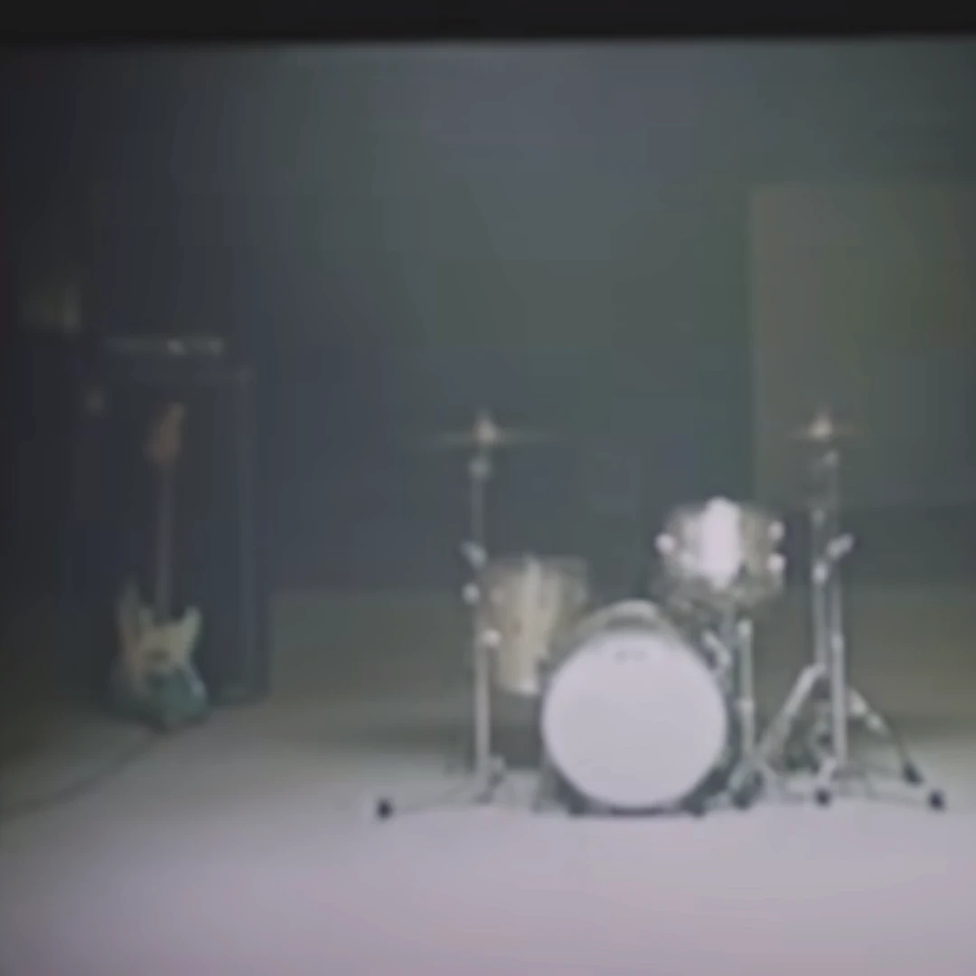 The Temper Trap - Lucky Dimes. The Temper Trep. Directed by: Joey Clough Produced by: Edvard Hakkansson Shot by: Tom Dunphy Lighting: Laura Baron Styled by: Larissa Leong.4.webp