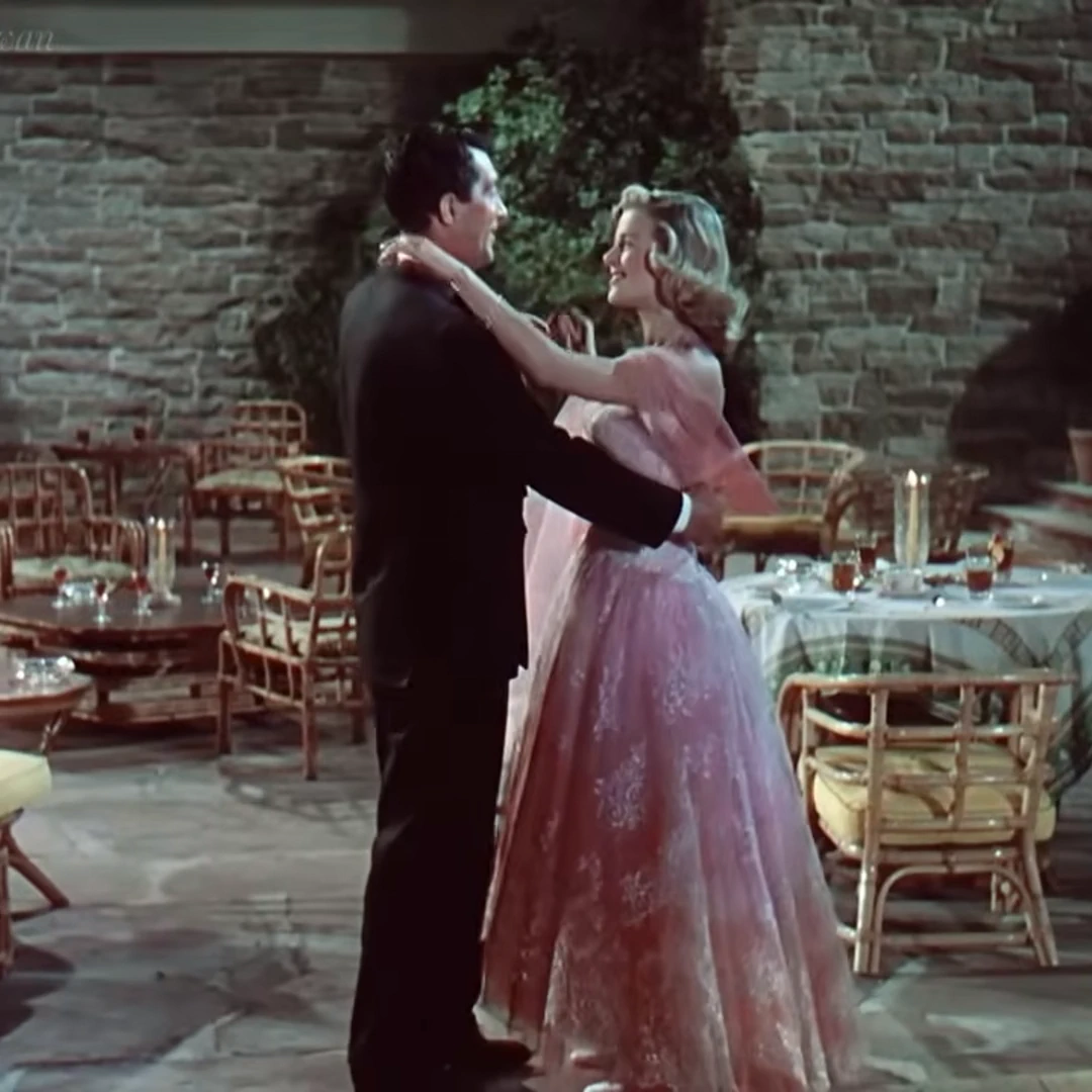 Película: Money From Home. Actores: Dean Martin. Marjie Milar. Jerry Lewis. Año: 1953. Director: George Marshall. webp
