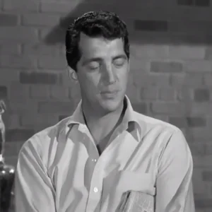 Película: The Caddy. Actores: Jerry Lewis, Dean Martin, Donna Reed, Barbara Bates. Director: Norman Taurog. (1953).2.webp
